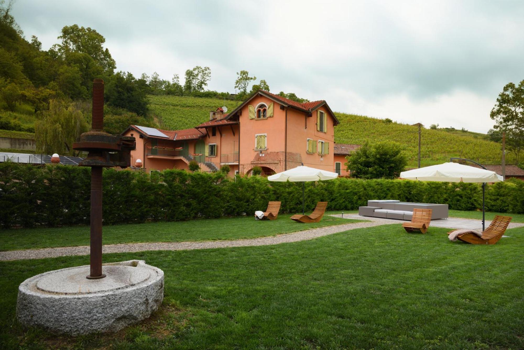 Guest House I Vicini Di Cesare Castelnuovo  Extérieur photo